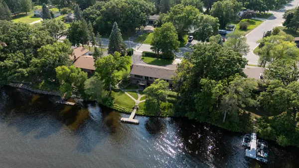 904 Riverside AVE N, Sartell, MN 56377