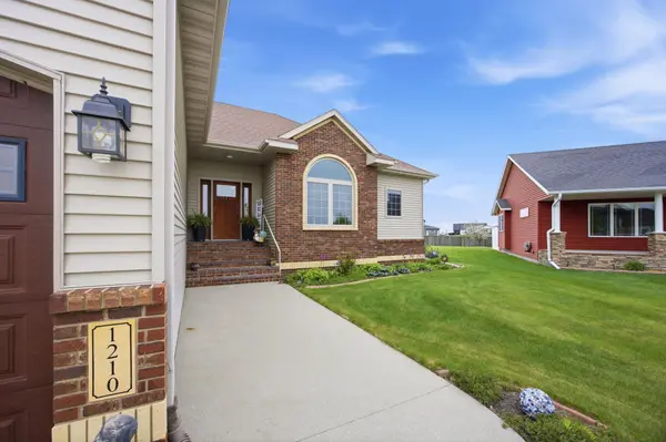 1210 6th AVE NE, Dilworth, MN 56529