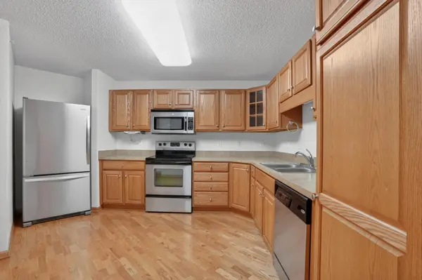 935 Ferndale ST N #317, Maplewood, MN 55119