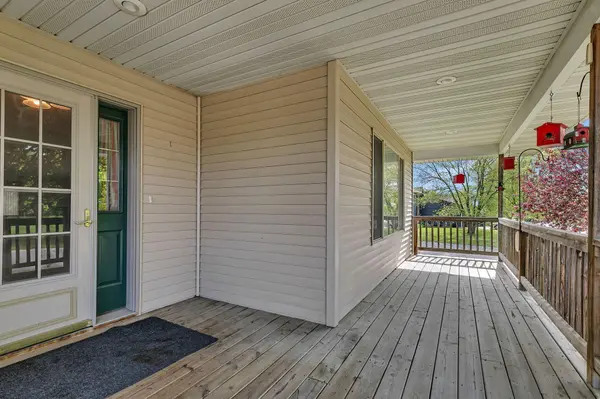 331 Countryside LN, Albany, MN 56307