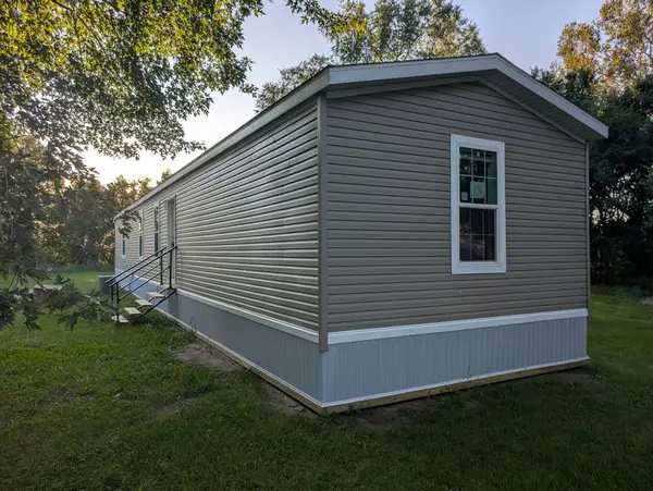 100 Rose Park, Melrose, MN 56352