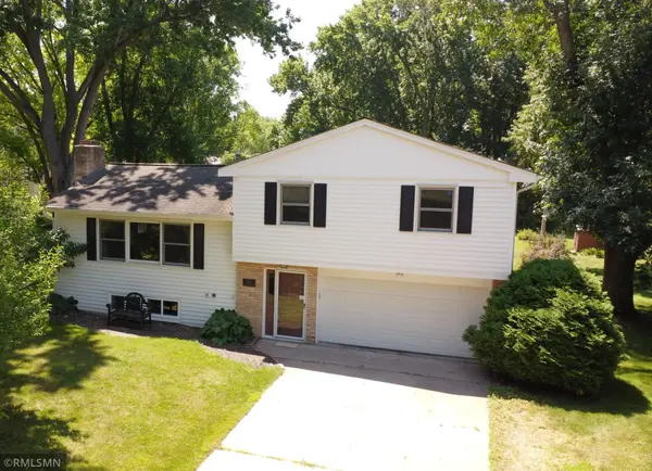 16401 Temple DR S, Minnetonka, MN 55345