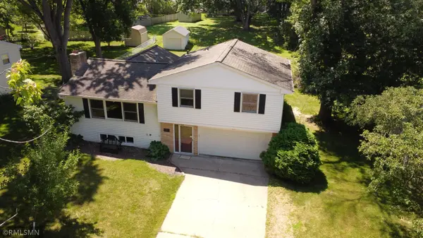 16401 Temple DR S, Minnetonka, MN 55345