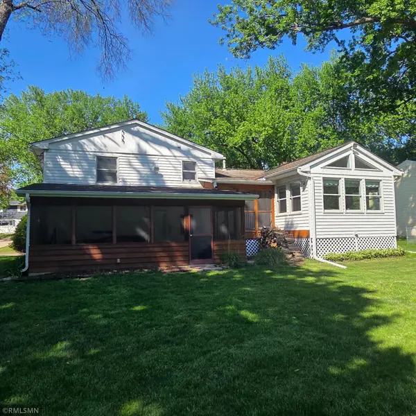 16401 Temple DR S, Minnetonka, MN 55345