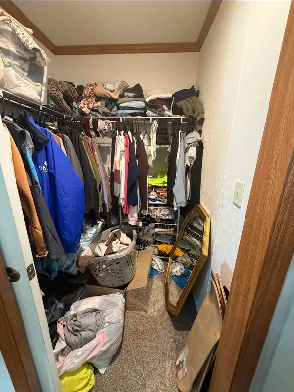12161 GENEVA WAY, Apple Valley, MN 55124