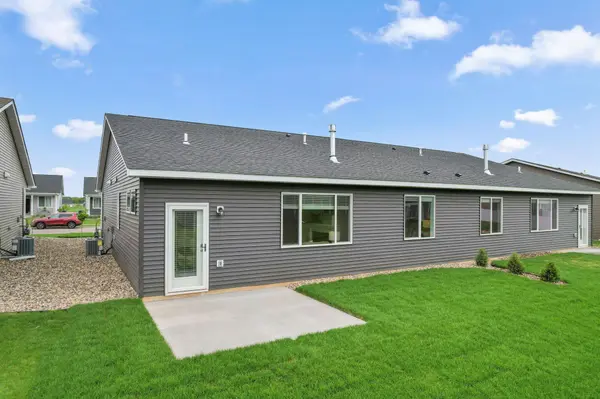 1340 Rose ST, New Richmond, WI 54017