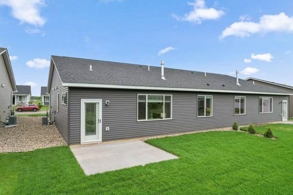 1340 Rose ST, New Richmond, WI 54017