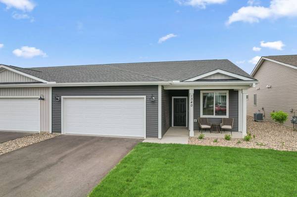 1340 Rose ST, New Richmond, WI 54017