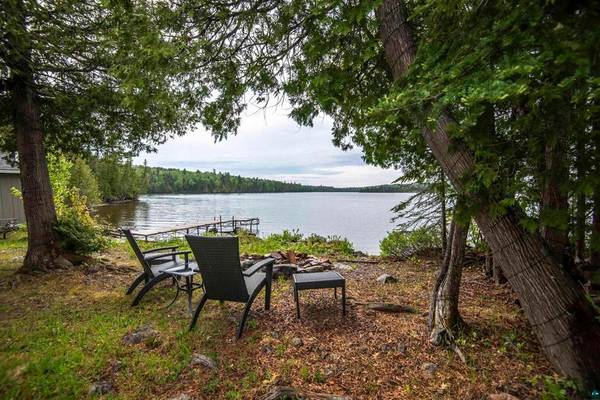 89 Boulder BLVD, Hovland, MN 55606