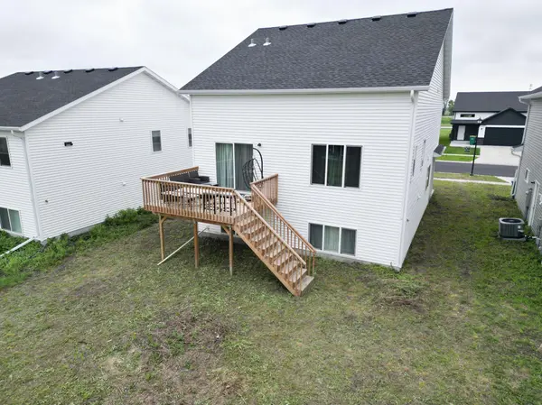 7047 Benji LN, Horace, ND 58047