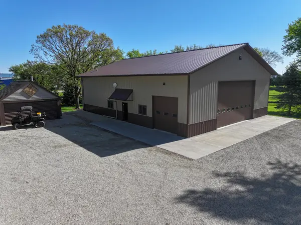 406 2nd ST NE, Dodge Center, MN 55927