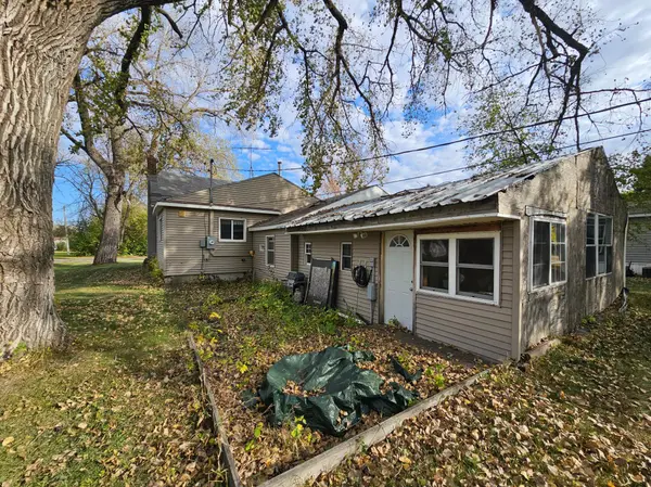 705 Neill ST, Buxton, ND 58218