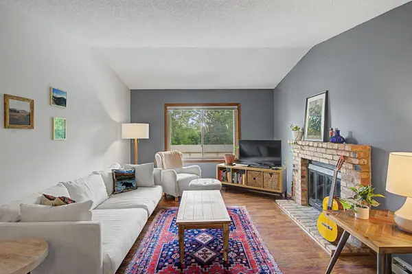 2030 Ridge DR #32, Saint Louis Park, MN 55416