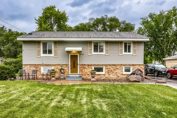 1580 16th ST NW, New Brighton, MN 55112