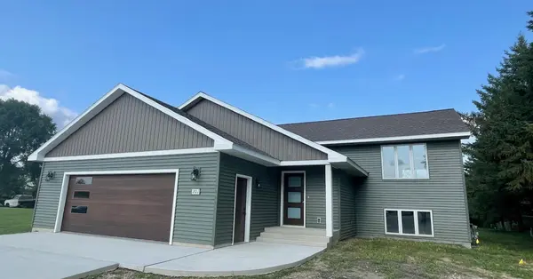 201 25th ST SW, Austin, MN 55912