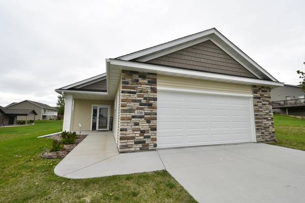106 11th ST N, Goodhue, MN 55027