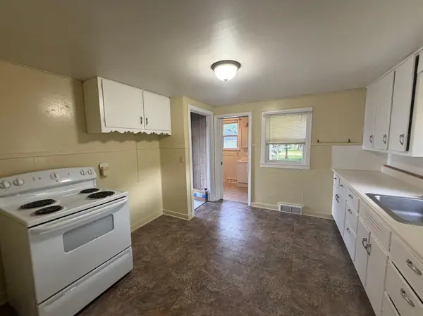 219 10th AVE, Worthington, MN 56187