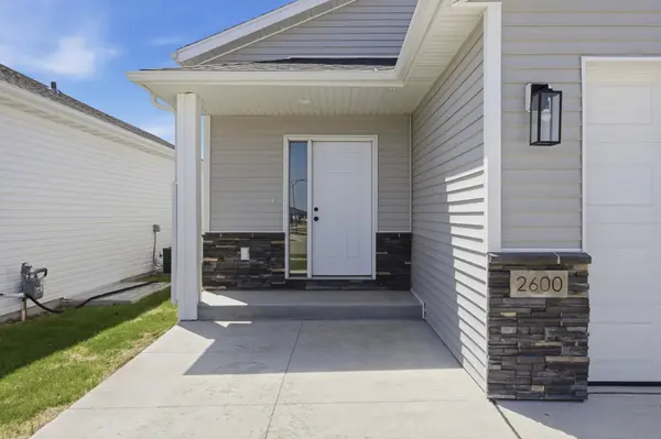 2600 74th AVE S, Fargo, ND 58104