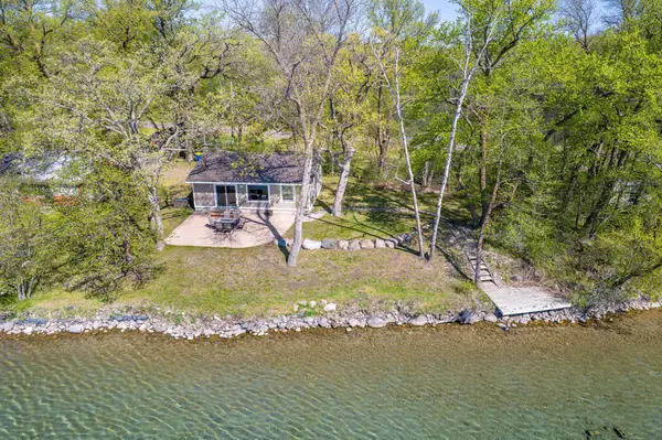 37988 Eagle Lake LOOP, Battle Lake, MN 56515