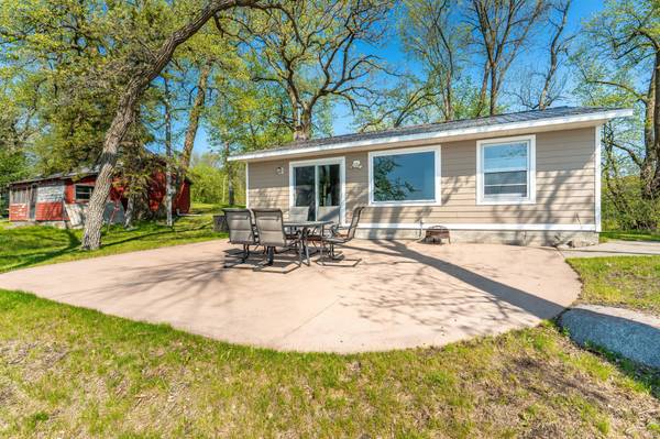 37988 Eagle Lake LOOP, Battle Lake, MN 56515