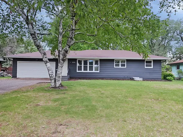7025 Grimes AVE N, Brooklyn Center, MN 55429