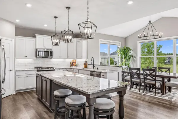 284 Primrose PATH N, Bayport, MN 55003