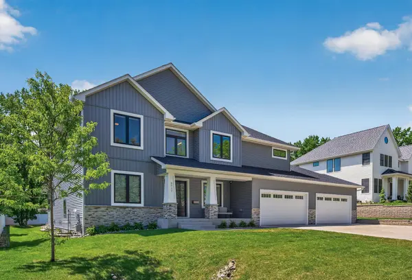 5717 W 68th ST, Edina, MN 55439