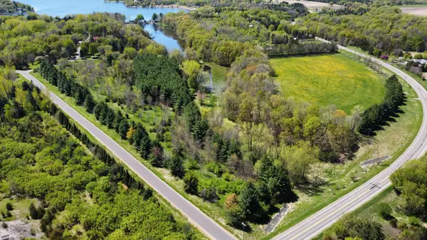 TBD Nueman TRL, Lindstrom, MN 55045