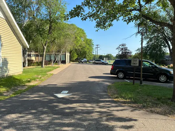 375 Orleans ST E, Stillwater, MN 55082