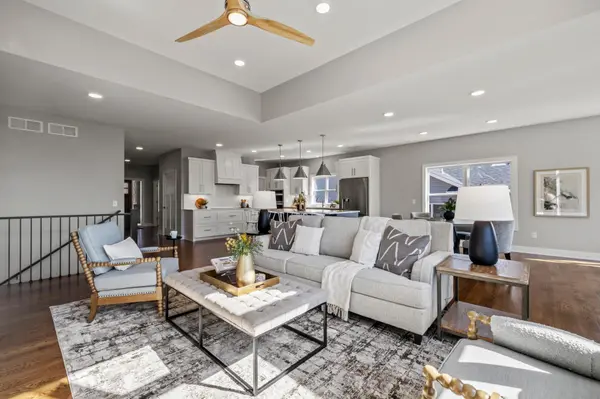 27120 Petes Hill TRL, Elko New Market, MN 55020