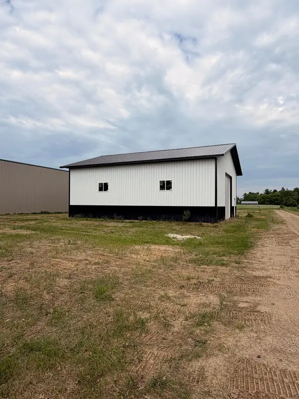 3690 Hines RD, Cushing, MN 56443