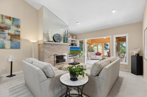 1807 Timberline TRL, Minnetonka, MN 55305