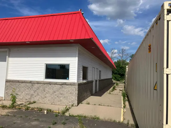 3598 W Highway 30, Ellendale, MN 56026