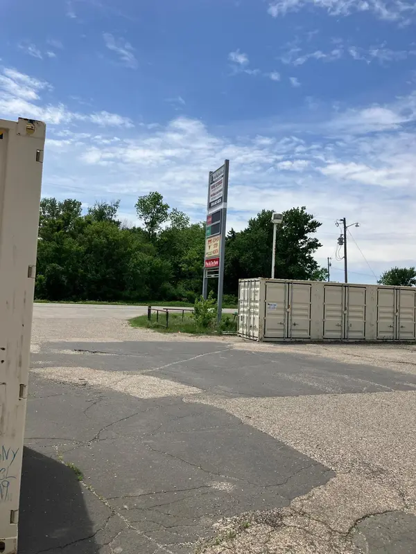 3598 W Highway 30, Ellendale, MN 56026