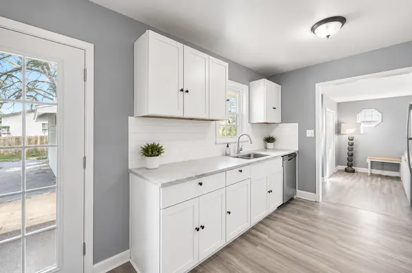 7700 Sierra Pkwy, Brooklyn Park, MN 55444