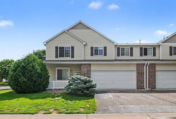 130 River Woods DR W, Saint Paul Park, MN 55071
