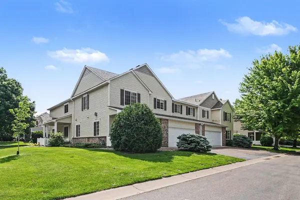 130 River Woods DR W, Saint Paul Park, MN 55071