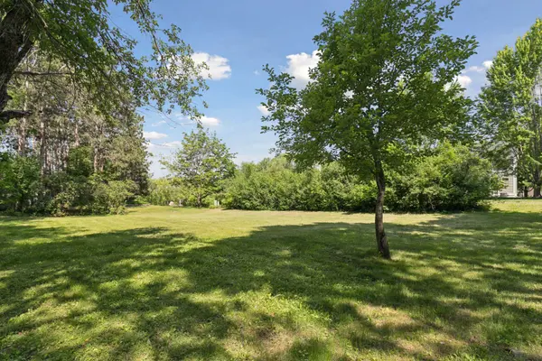 920 Krattley LN N, North Hudson, WI 54016