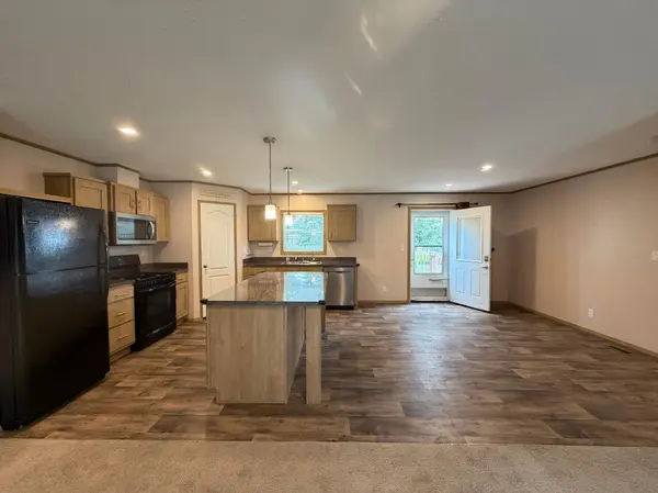 751 Dewey ST, Walnut Grove, MN 56180