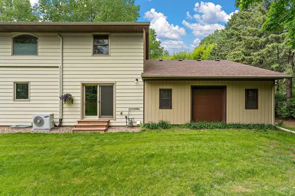 8290 Angus AVE, Inver Grove Heights, MN 55077