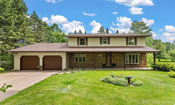 8290 Angus AVE, Inver Grove Heights, MN 55077