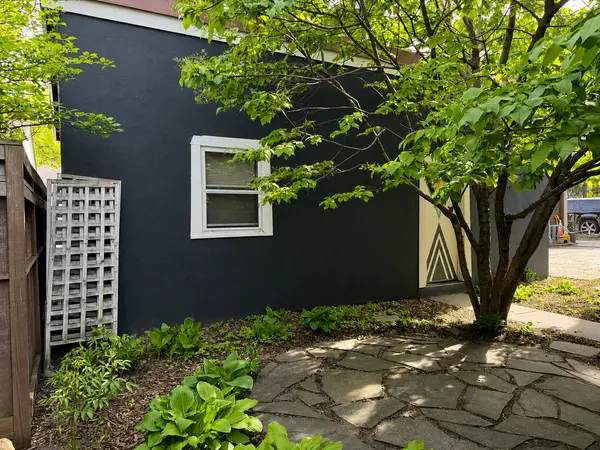 3015 E Franklin AVE, Minneapolis, MN 55406