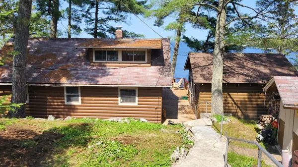12418 Rock Point DR, Kabetogama, MN 56669