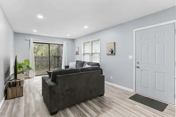 2304 Sheridan AVE N, Minneapolis, MN 55411