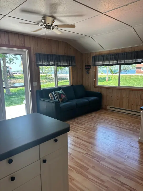 1606 E Lake ST, Osakis, MN 56360