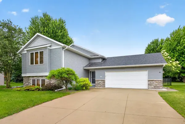 1734 Juniper LN SW, Rochester, MN 55902