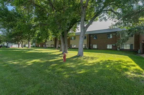 3200 Maple AVE, Slayton, MN 56172