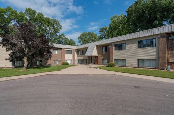 3200 Maple AVE, Slayton, MN 56172