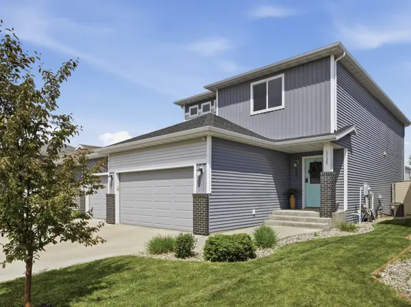 5537 38th AVE S, Fargo, ND 58104