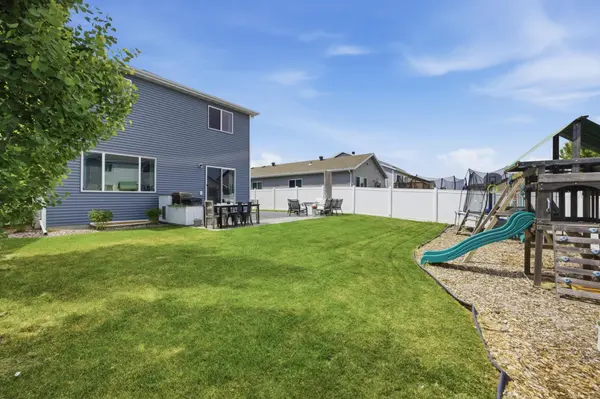 5537 38th AVE S, Fargo, ND 58104